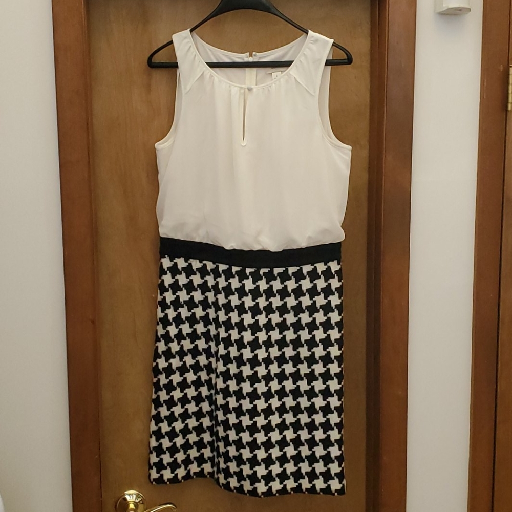 Size 8 sweater dress